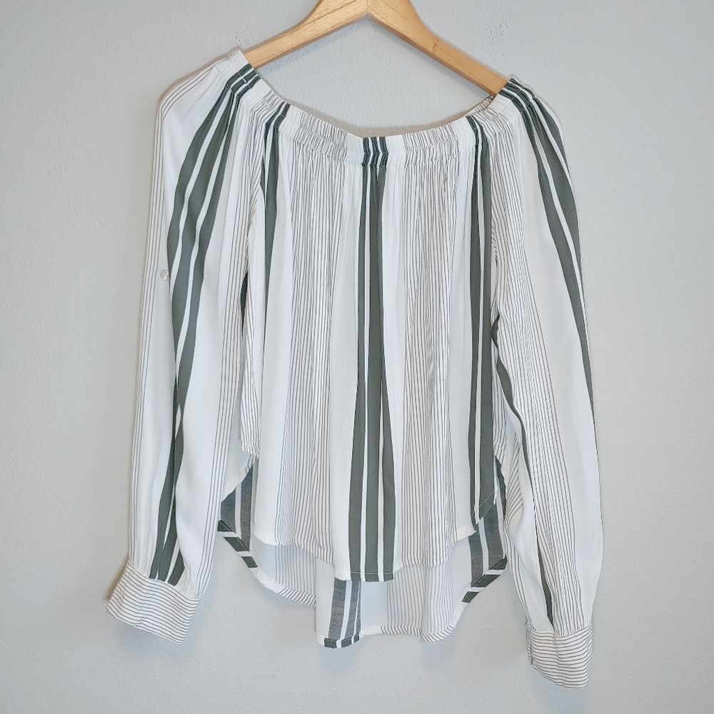 Faithfull The Brand Off the Shoulder Cropped Devin Shirt Sz M
